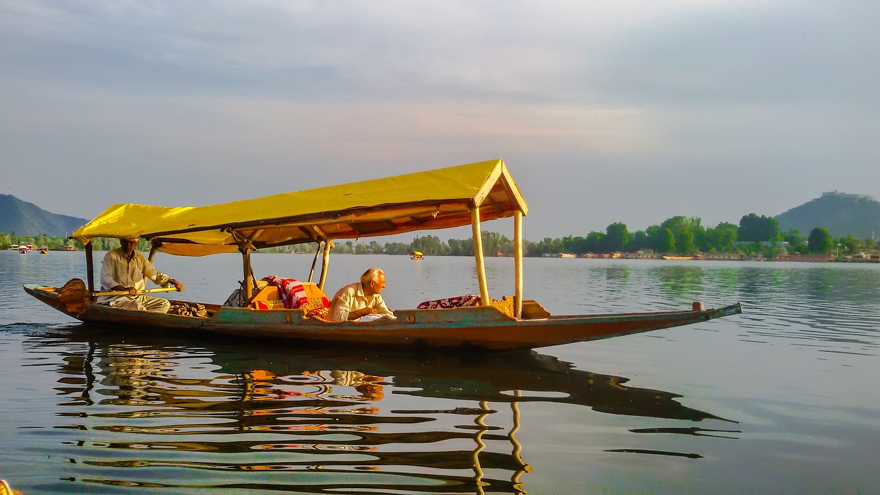 dal, lake, srinagar, landscape, kashmir, shikara, mountain, natural, outdoor, rowing, scenery, boat, travel, nature, asia, water, jammu, india, transportation, scene, nautical, community, srinagar, kashmir, kashmir, kashmir, kashmir, kashmir